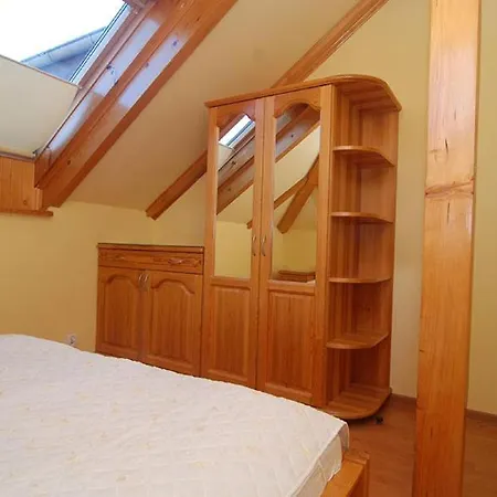 Bursztynowa 4 アパート ポッドンビエ